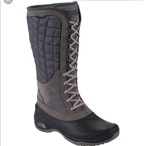 North Face snow boots - new in box